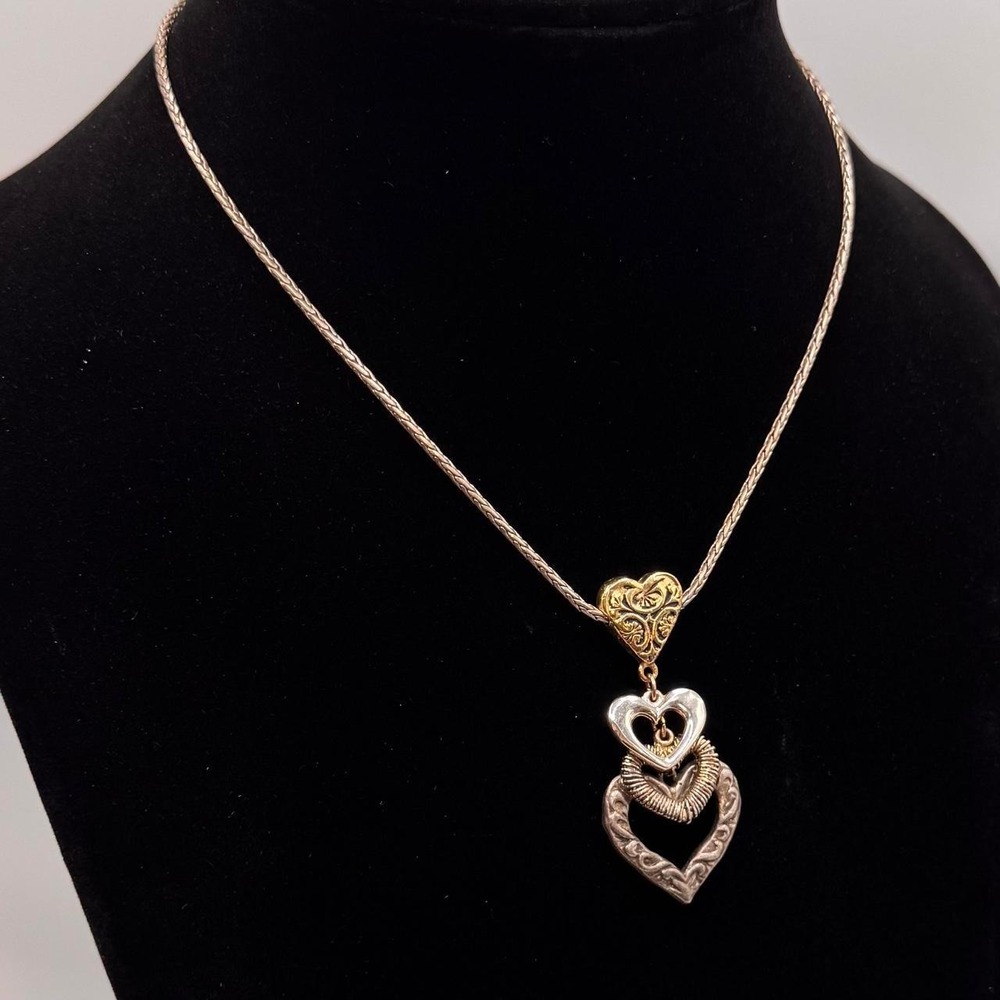 Silver heart pendant necklace with two interlocking hearts - Picture 2 of 3